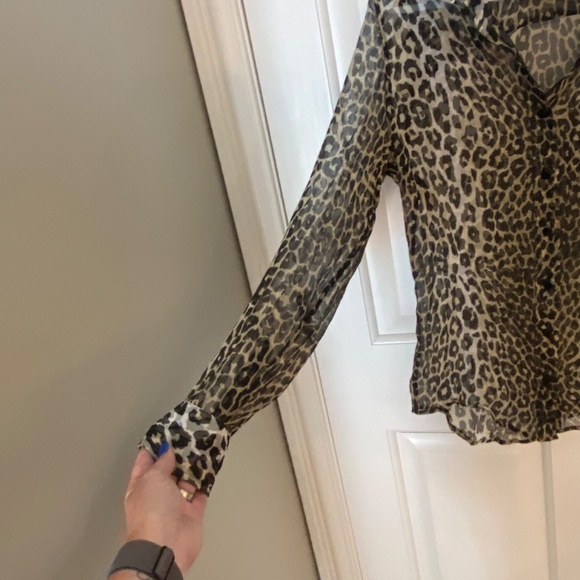 Givenchy Animal Print Silk Blouse leopard cheetah sheer 33518 - Picture 3 of 10